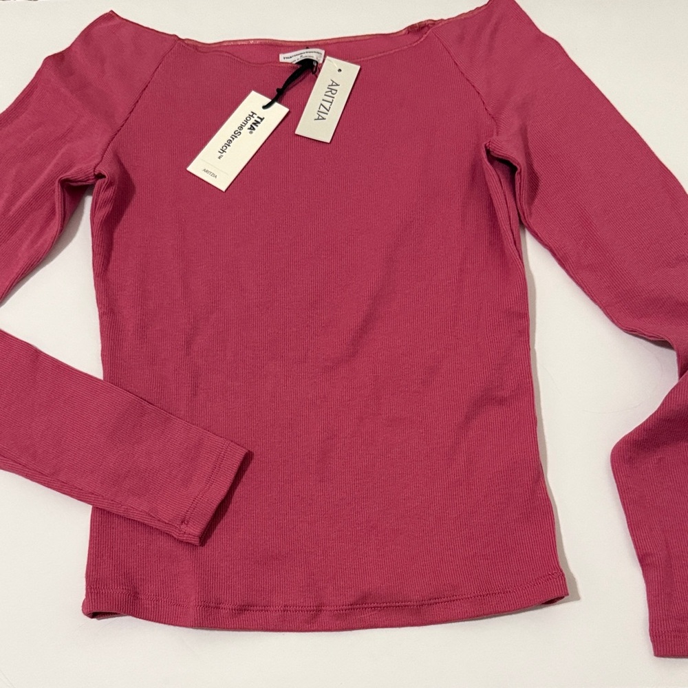 Aritzia Small Berry Pink Long Sleeve Off-Shoulder Top